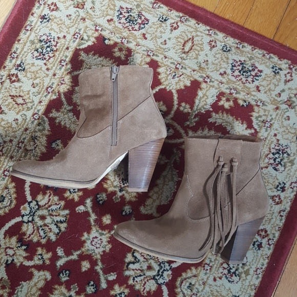 Anthropology Howsty fringe ankle boot - Picture 4 of 8